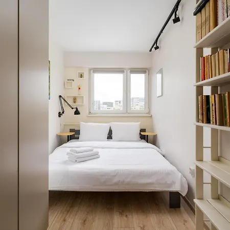Apartamento Mokotów Cozy Living By Bookinghost